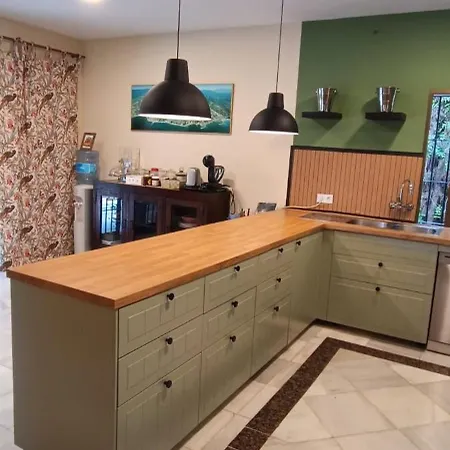 Villa 7 Bedrooms