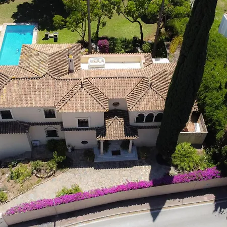 7 Bedrooms Marbella